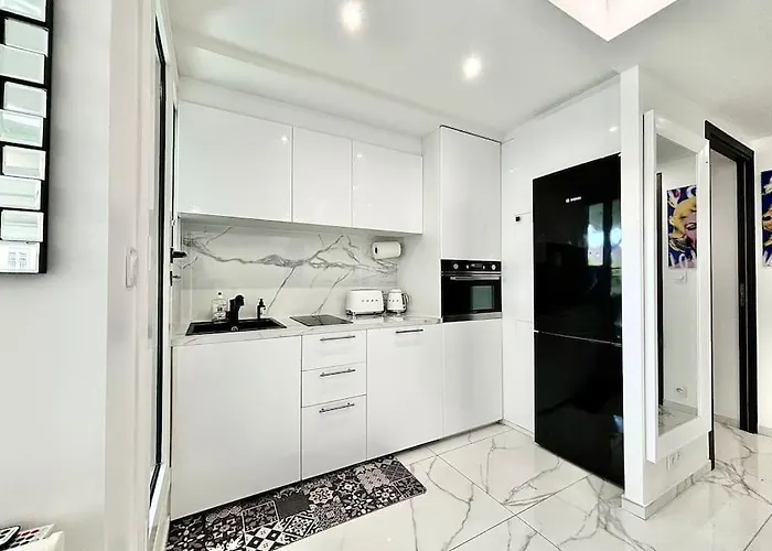 Gray D'albion -2a8- 1 * Cannes